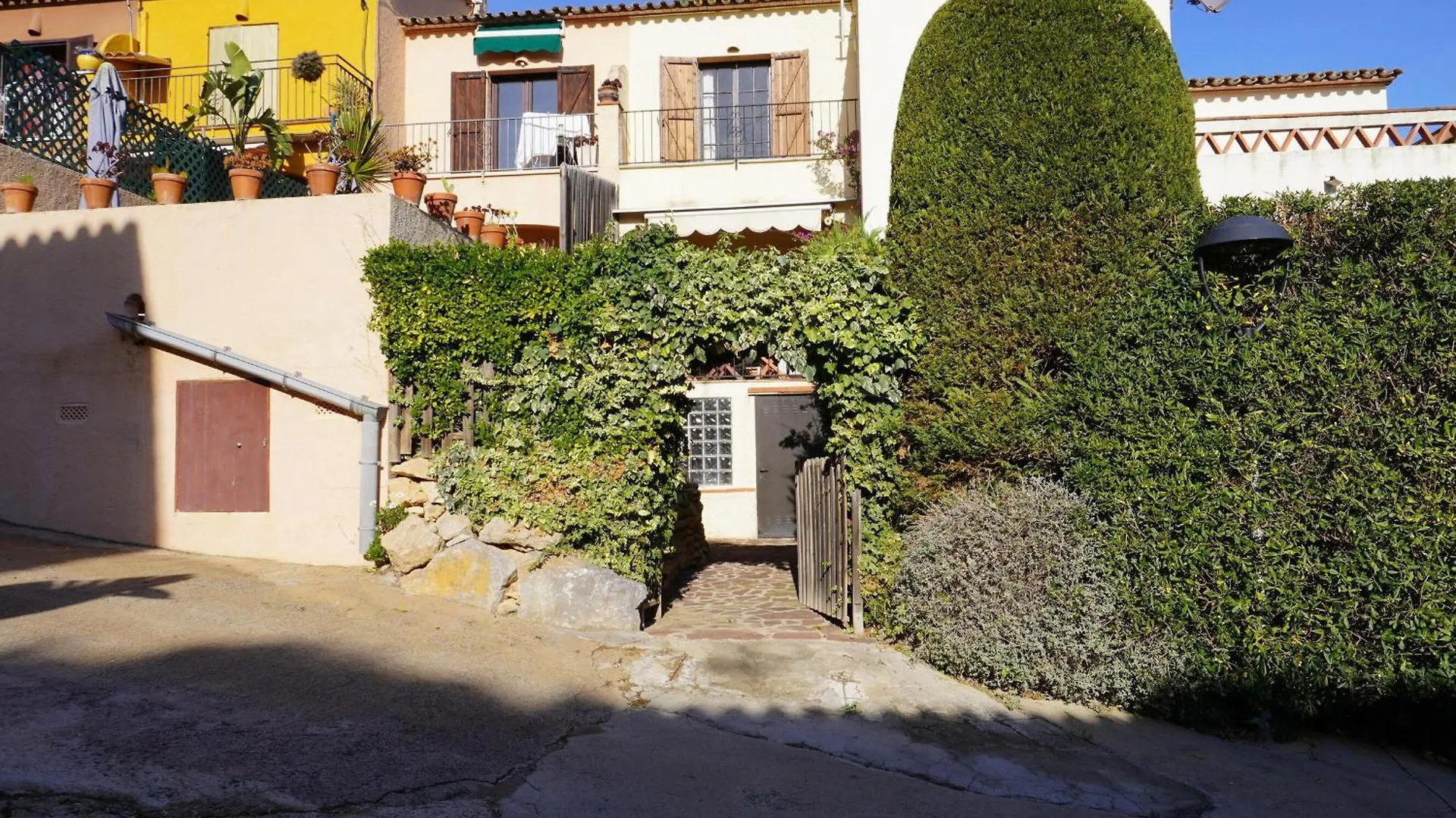 Casa Acogedora Con Gran Piscina, Cerca De La Playa Y Puerto De L'Estartit, Admite Mascotas. - Es-323-2 Villa L'Estartit